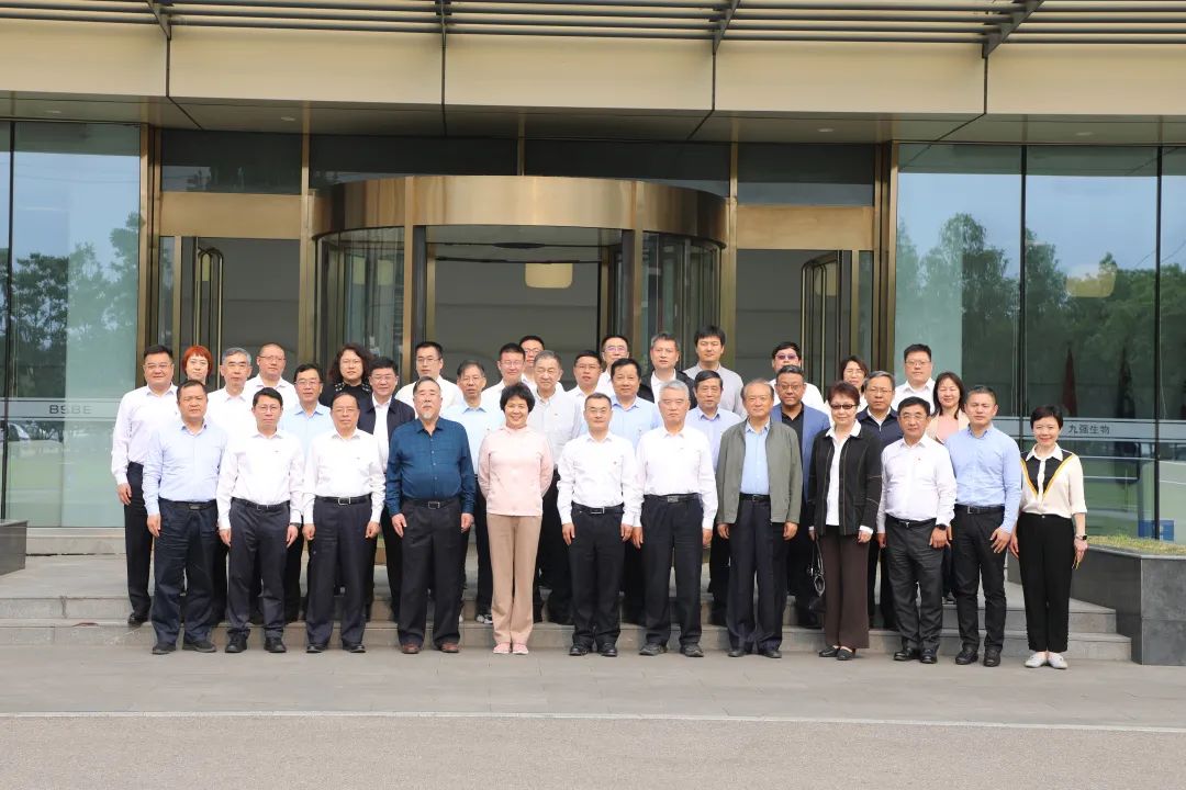 国药集团党委主题教育想书班集体调研庄闲游戏·(中国区)有限公司官网生物